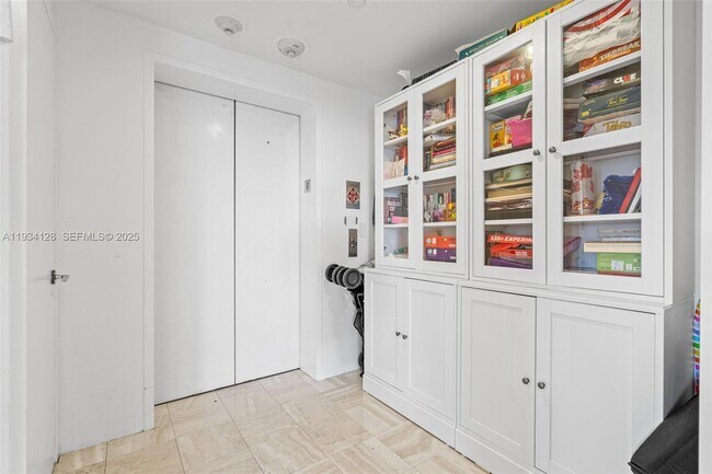 Photo - 3801 NE 207th St Unit 603