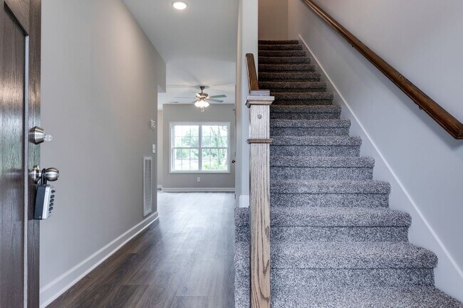 Photo - 4 Bedroom Dog Friendly Home For Rent Near ...
