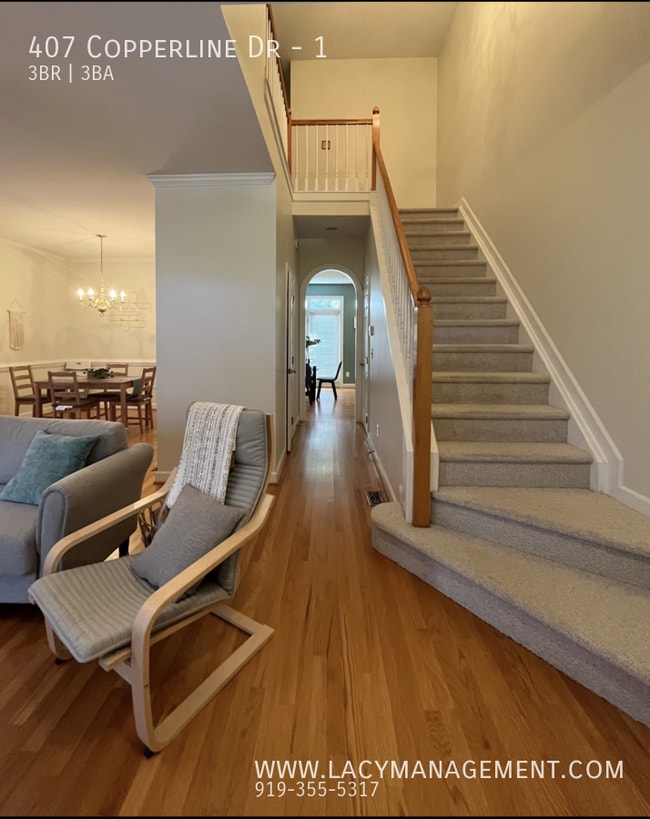 Photo - 407 Copperline Dr