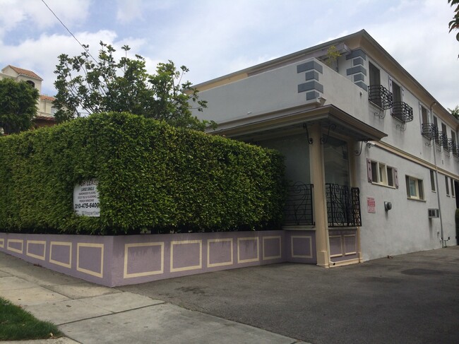 Building Photo - 938 N Doheny Dr Unit 1