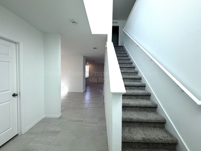 Photo - 2958 Sunstar Dr