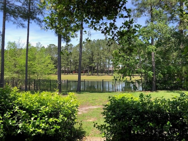 Photo - 554 Camellia Ct