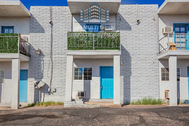 Photo - 525 N 32nd St Unidad 9