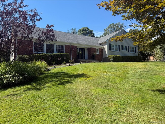 Photo - 29 Eastview Dr House