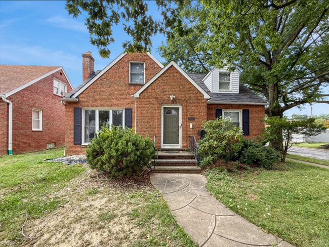 Building Photo - Charming 4 beds 2 baths in South Euclid! Rental
