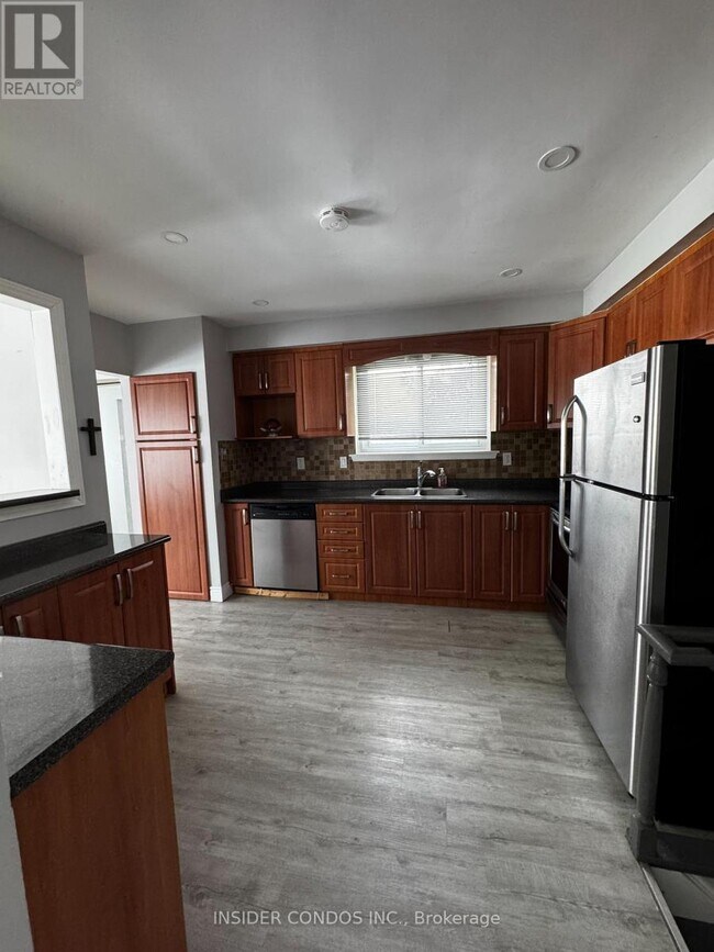 Photo - 49 Doncaster Dr