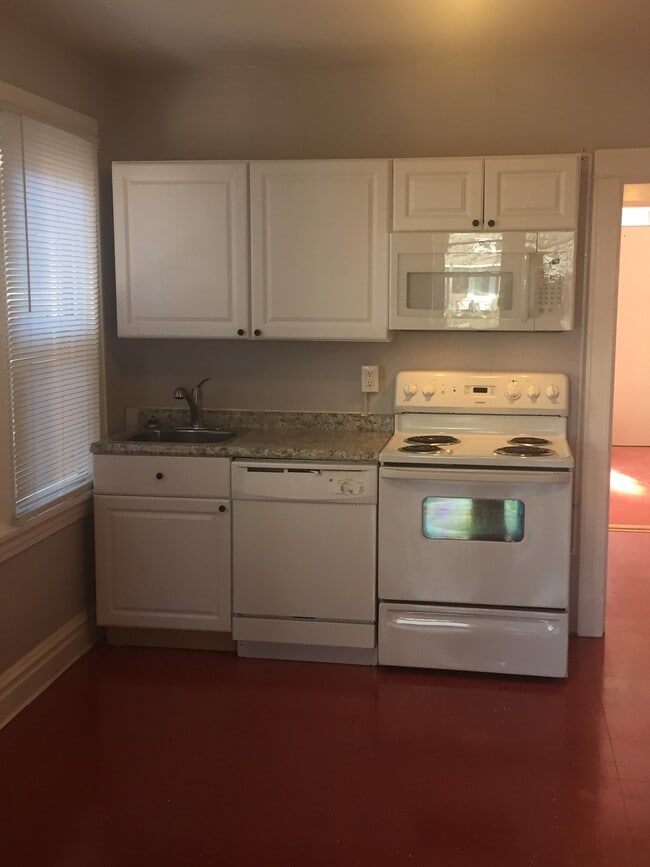 Photo - 6130 Southwest Ave Unit 2F