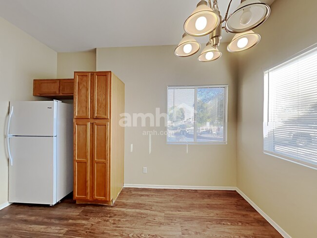 Photo - 16170 W Jefferson St