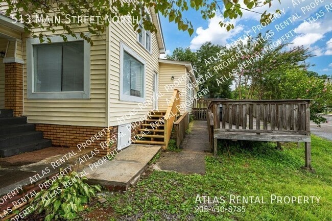 Photo - 513 Main St N