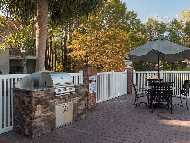 Photo - Huntington Lakes Apartments