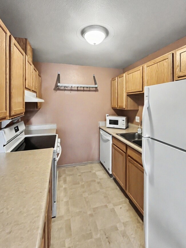 Photo - 1405 W 27th Ave