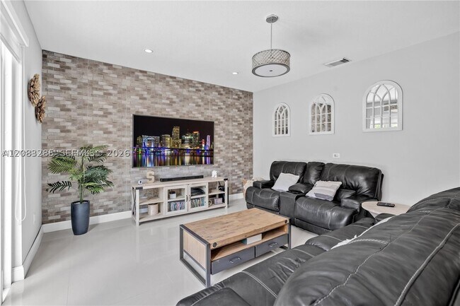 Photo - 15877 SW 61st Way