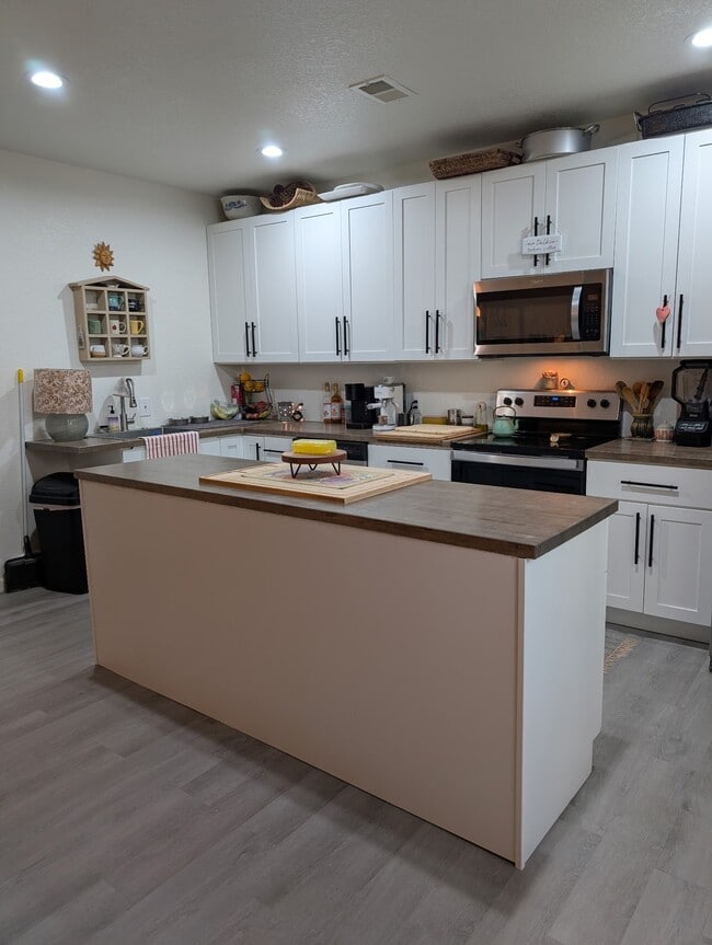 Photo - 5946 E 154th Pl