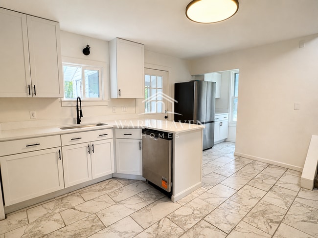 Photo - 1312 Wooster Rd W