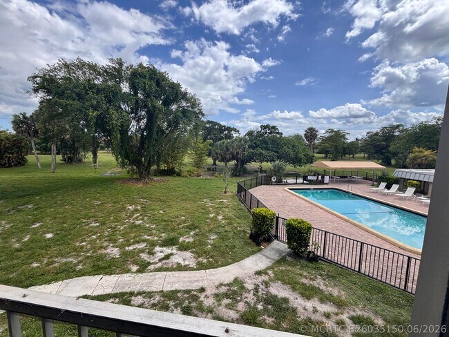 6100 S Falls Cir Dr Unit 204