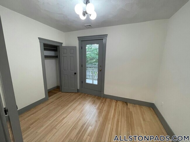 Photo - 41 Long Ave Apartment Unit 2