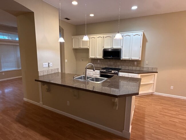 Photo - 3 BR, 2 Ba, 1451 SF, Single Story - - Tenatn Pay $175 monthly for WS&G