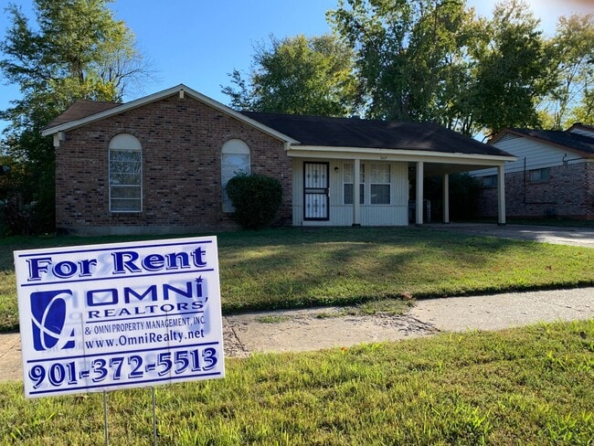 Building Photo - AVAILABLE NOW! Rental