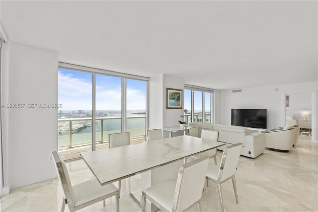 Photo - 50 Biscayne Blvd Unit 5402
