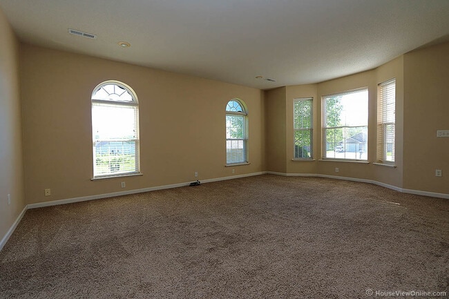 Photo - Greenwood Circle 4652/4654 Unit 4654