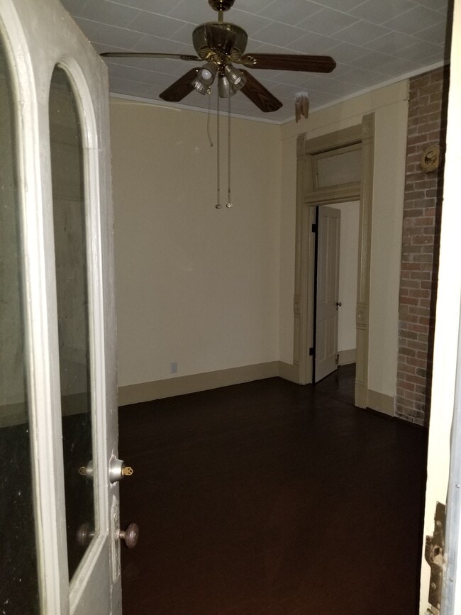 Photo - 619 Washburn St Unit 2