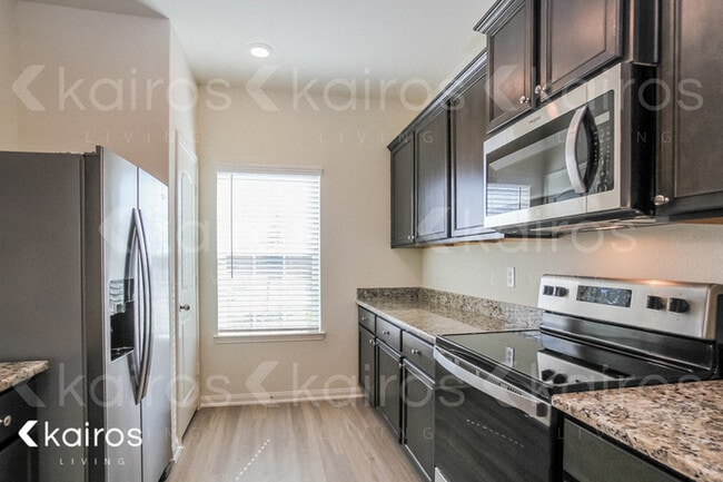 Photo - 12314 Regatta Ln