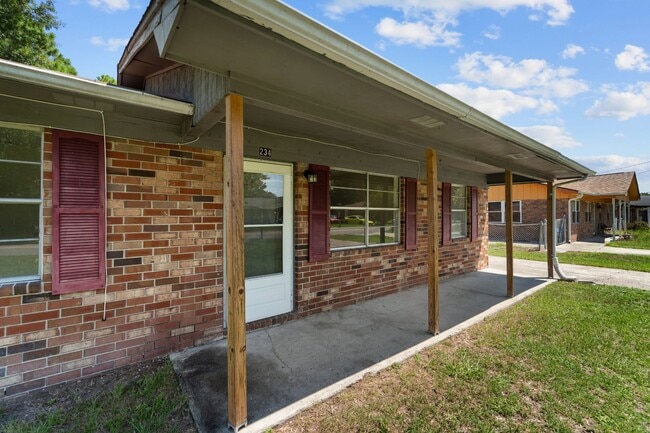 Photo - 234 Deerwood Dr