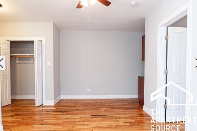 Photo - 949 W Cornelia Ave Unit 1D