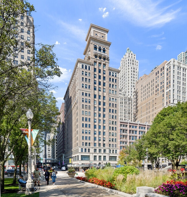 Building Photo - 6 N Michigan Ave Unit 1406 Rental