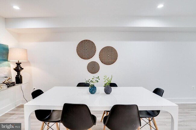 Photo - 22 Bryant St NW Unit 1