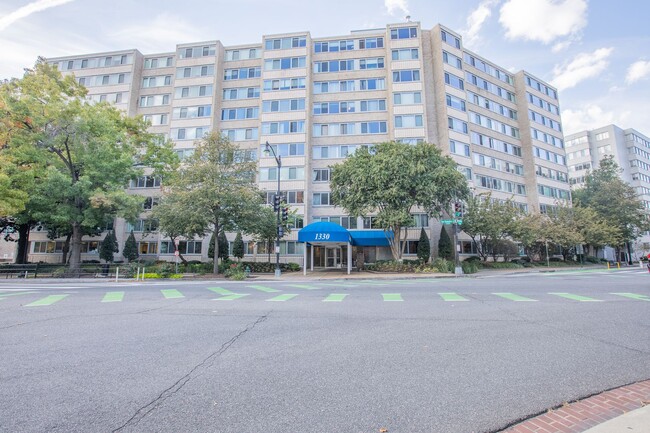 Lovely Studio Condo Unit in Dupont Circle! - Lovely Studio Condo Unit in Dupont Circle!