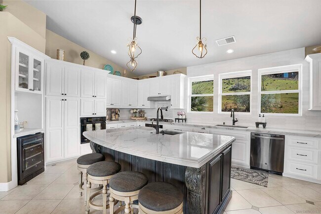 Photo - 580 Sky Mesa Rd