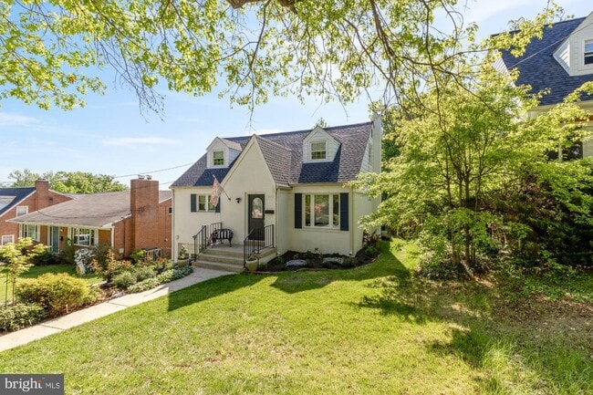 Photo - 3111 63rd Pl