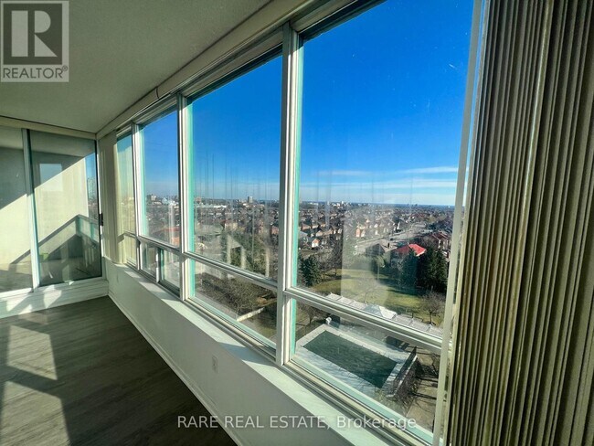 Photo - 550 Webb Dr Unit 905