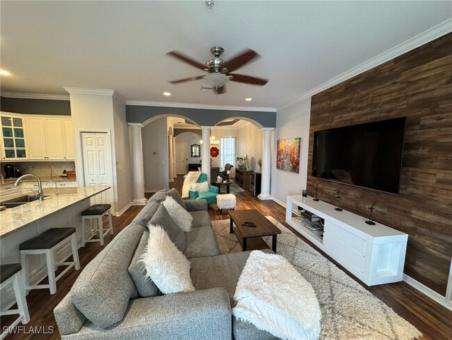 Building Photo - 21524 Taft Ct