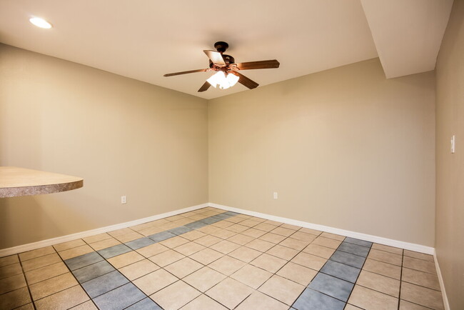 Photo - 10907 Meadow Lark Cove Dr