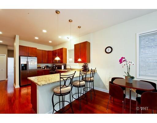 Photo - 1316 N Wicker Park Ave Unidad 2