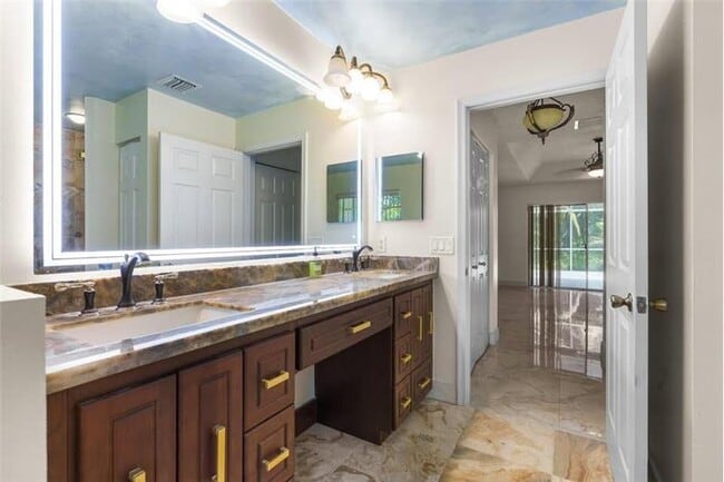 Photo - 4806 S Lee Rd