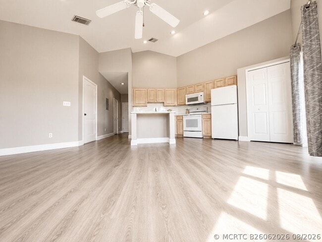 Photo - 9847 Perfect Dr Unit 168