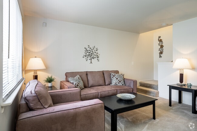 2BR, 1BA - 850SF - Living Room