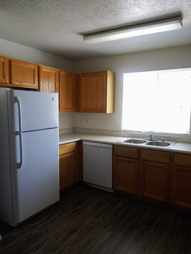 Photo - 5763 Carmen Rd NW
