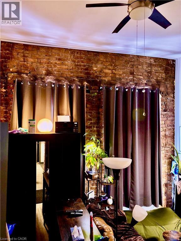 Photo - 123 MacNab St S Unité 6