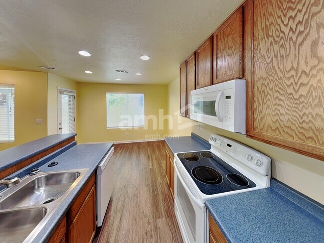 Photo - 841 Wilstead Dr Casa