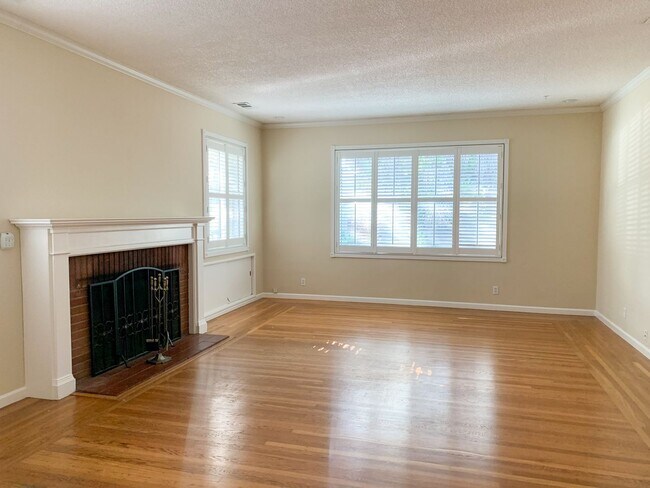 Photo - Exceptional Mountain View Home with Guest Suite Near Downtown
