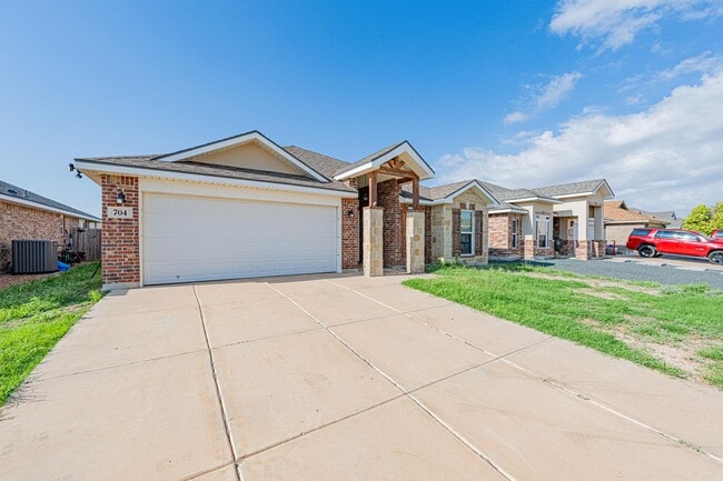 Building Photo - Property For Lease in Odessa Rental