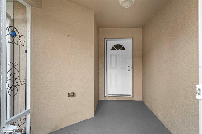 Photo - 26922 White Plains Way
