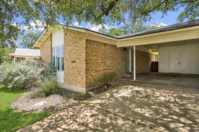 Building Photo - 8106 Sonnet Ave