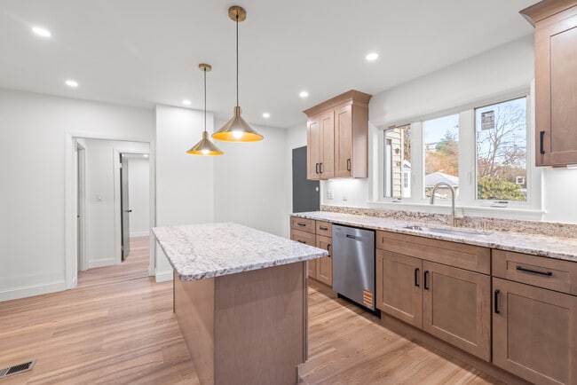 Photo - 62 Locust St Unit 1