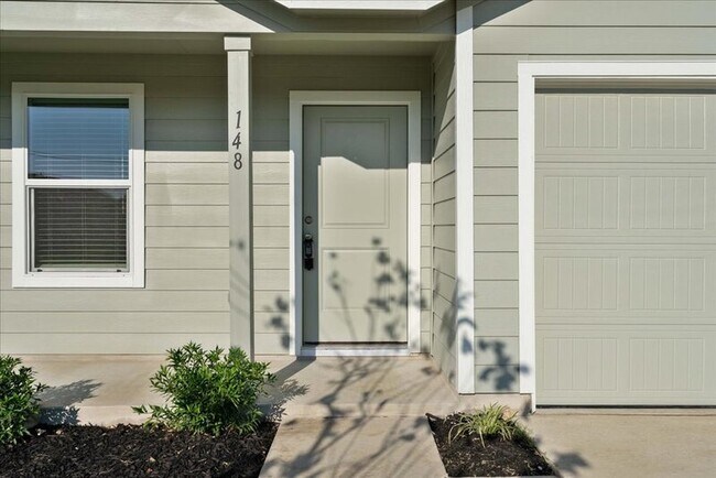 Photo - 148 Ghost Stories Wy Casa