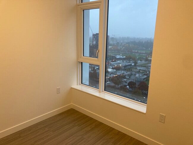 Building Photo - 13675 107A Av Unit 1908